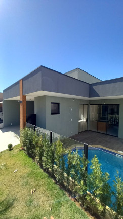 Imagem Casa com 3 Quartos à Venda, 300 m² em Residencial Ouroville - Taubaté Imagem Casa com 3 Quartos à Venda, 300 m² em Residencial Ouroville - Taubaté