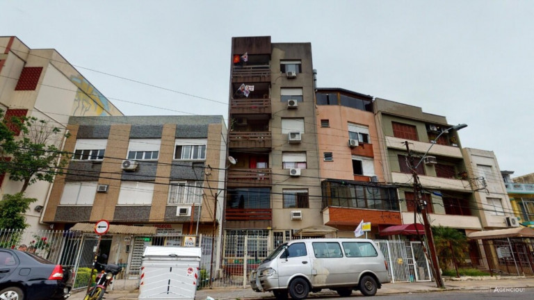Imagem Imóvel com 1 Quarto à Venda, 48 m² em Cidade Baixa - Porto Alegre Imagem Imóvel com 1 Quarto à Venda, 48 m² em Cidade Baixa - Porto Alegre