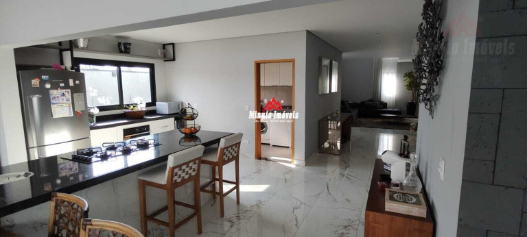Imagem Casa com 4 Quartos à Venda, 340 m² em Loteamento Vale Azul I - Jundiaí Imagem Casa com 4 Quartos à Venda, 340 m² em Loteamento Vale Azul I - Jundiaí