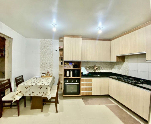 Imagem Casa com 2 Quartos à Venda, 144 m² em Boqueirão - Curitiba Imagem Casa com 2 Quartos à Venda, 144 m² em Boqueirão - Curitiba