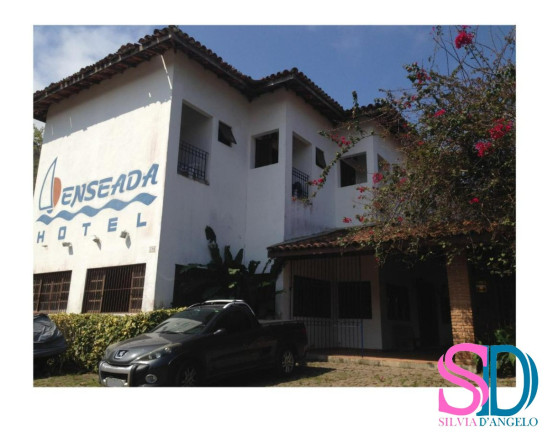 Imóvel Comercial à Venda, 744 m² em Enseada - Ubatuba