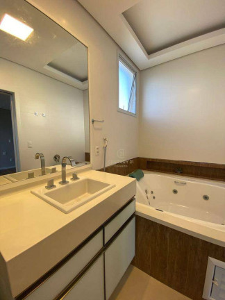 Imagem Apartamento com 3 Quartos à Venda, 151 m² em Coqueiros - Florianópolis