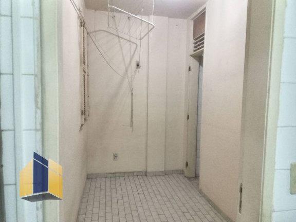 Imagem Apartamento com 2 Quartos à Venda, 130 m²