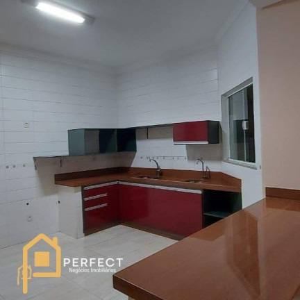 Imagem Casa com 4 Quartos à Venda, 400 m² em Jardim Oásis - Taubaté Imagem Casa com 4 Quartos à Venda, 400 m² em Jardim Oásis - Taubaté