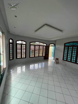 Imagem Casa de Condomínio com 3 Quartos à Venda, 300 m² em águas Brancas - Ananindeua