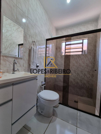 Imagem Casa com 2 Quartos à Venda, 125 m² em Jardim Chácara Dos Pinheiros - Botucatu Imagem Casa com 2 Quartos à Venda, 125 m² em Jardim Chácara Dos Pinheiros - Botucatu