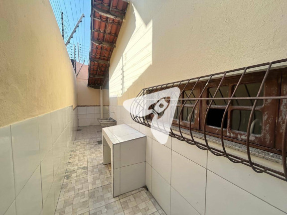 Imagem Casa com 4 Quartos à Venda, 180 m² em Sapiranga - Fortaleza