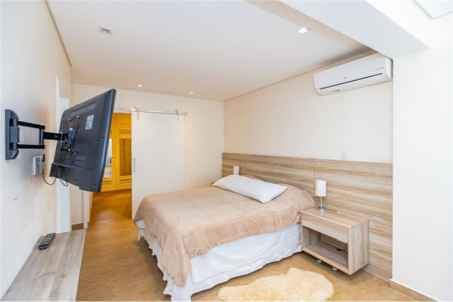 Imagem Casa com 4 Quartos à Venda, 390 m² em Vila Ipojuca - São Paulo