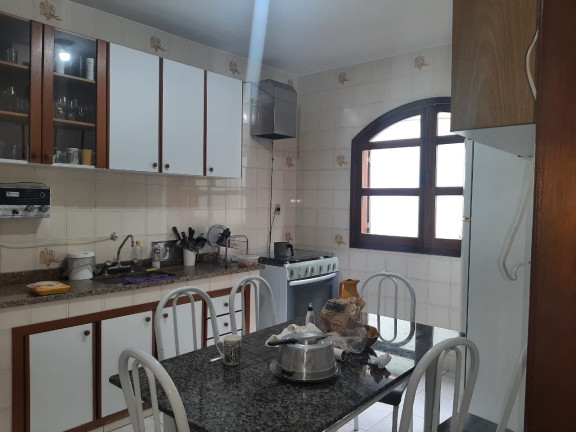 Imagem Casa com 4 Quartos à Venda, 317 m² em Jardim Belvedere - Volta Redonda Imagem Casa com 4 Quartos à Venda, 317 m² em Jardim Belvedere - Volta Redonda