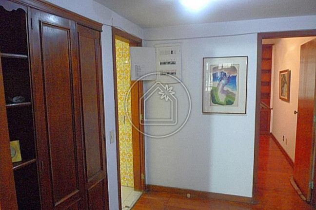 Imagem Apartamento com 3 Quartos à Venda, 184 m² em Copacabana - Rio De Janeiro Imagem Apartamento com 3 Quartos à Venda, 184 m² em Copacabana - Rio De Janeiro