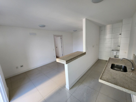 Imagem Imóvel com 2 Quartos à Venda, 79 m² em Barra Da Tijuca - Rio De Janeiro Imagem Imóvel com 2 Quartos à Venda, 79 m² em Barra Da Tijuca - Rio De Janeiro