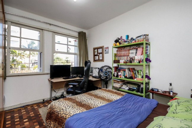 Imagem Imóvel com 3 Quartos à Venda, 98 m² em Petrópolis - Porto Alegre Imagem Imóvel com 3 Quartos à Venda, 98 m² em Petrópolis - Porto Alegre