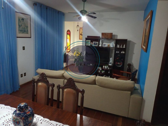 Imagem Casa com 4 Quartos à Venda, 200 m² Imagem Casa com 4 Quartos à Venda, 200 m²
