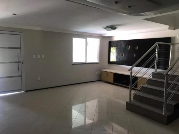 Imagem Casa com 4 Quartos à Venda, 213 m² em Cidade Dos Funcionários - Fortaleza Imagem Casa com 4 Quartos à Venda, 213 m² em Cidade Dos Funcionários - Fortaleza