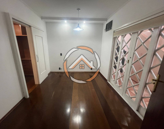 Imagem Casa com 2 Quartos à Venda, 240 m² em Osvaldo Cruz - São Caetano Do Sul