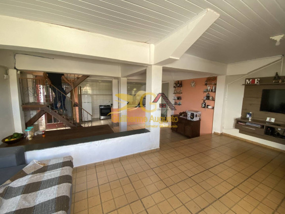 Imagem Casa com 3 Quartos à Venda, 240 m² em Bonfim - São João Del Rei Imagem Casa com 3 Quartos à Venda, 240 m² em Bonfim - São João Del Rei
