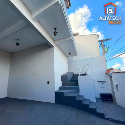 Imagem Casa com 3 Quartos à Venda, 106 m² em Vila Caio Junqueira - Poços De Caldas Imagem Casa com 3 Quartos à Venda, 106 m² em Vila Caio Junqueira - Poços De Caldas