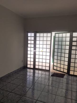 Imagem Casa com 3 Quartos à Venda, 200 m² em Jardim Samello Woods - Franca Imagem Casa com 3 Quartos à Venda, 200 m² em Jardim Samello Woods - Franca