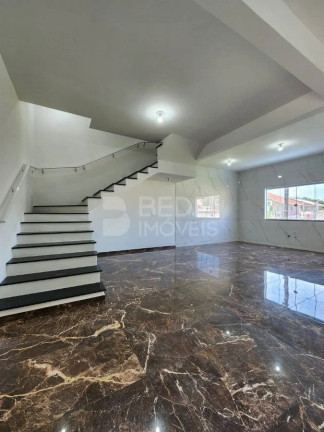 Imagem Casa com 4 Quartos à Venda, 200 m² em Várzea Do Ranchinho (monte Alegre) - Camboriú Imagem Casa com 4 Quartos à Venda, 200 m² em Várzea Do Ranchinho (monte Alegre) - Camboriú