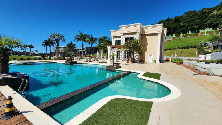 Imagem Terreno à Venda, 1.279 m² em Estaleirinho - Balneário Camboriú