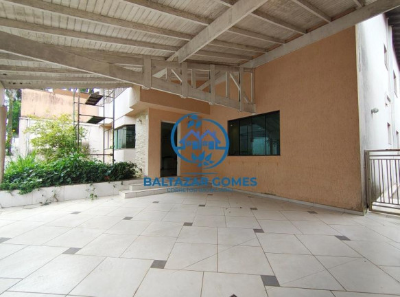 Imagem Casa com 4 Quartos à Venda, 250 m² em Centro - Suzano Imagem Casa com 4 Quartos à Venda, 250 m² em Centro - Suzano