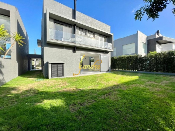 Imagem Casa de Condomínio com 4 Quartos à Venda, 284 m² em Zona Nova - Capão Da Canoa Imagem Casa de Condomínio com 4 Quartos à Venda, 284 m² em Zona Nova - Capão Da Canoa
