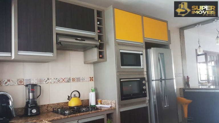 Imagem Casa com 2 Quartos à Venda, 300 m² em Laranjal - Pelotas