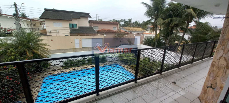 Imagem Casa com 4 Quartos para Temporada, 350 m² em Jardim Virgínia - Guarujá Imagem Casa com 4 Quartos para Temporada, 350 m² em Jardim Virgínia - Guarujá