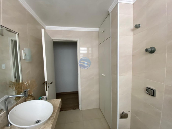 Imagem Apartamento com 3 Quartos à Venda, 148 m² em Gonzaga - Santos