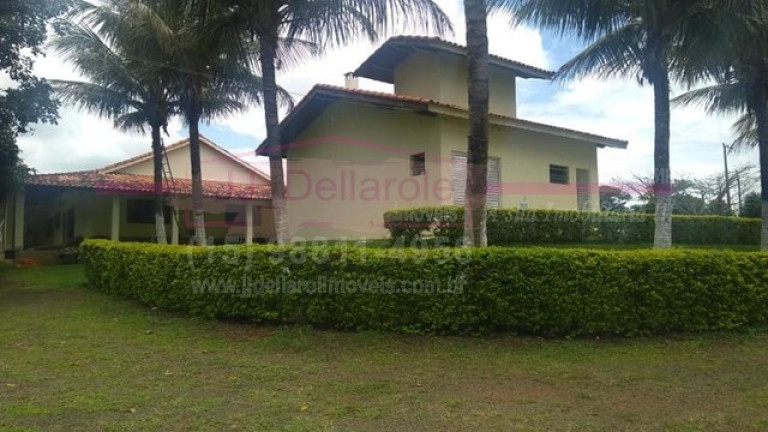Imagem Chácara com 3 Quartos à Venda, 300 m² em Zona Rural - Boituva Imagem Chácara com 3 Quartos à Venda, 300 m² em Zona Rural - Boituva