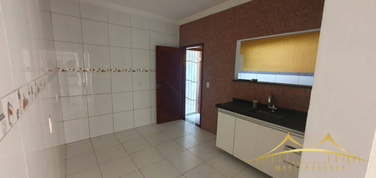 Imagem Casa com 4 Quartos à Venda, 300 m² em Emaus - Parnamirim