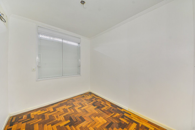 Imagem Apartamento com 3 Quartos à Venda, 61 m² em Cristal - Porto Alegre Imagem Apartamento com 3 Quartos à Venda, 61 m² em Cristal - Porto Alegre