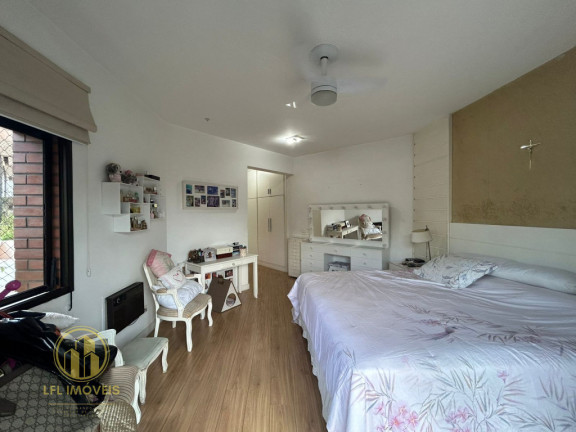 Imagem Imóvel com 4 Quartos à Venda, 290 m² em Pacaembu - São Paulo Imagem Imóvel com 4 Quartos à Venda, 290 m² em Pacaembu - São Paulo