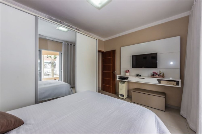 Imagem Casa com 3 Quartos à Venda, 250 m² em Lauzane Paulista - São Paulo Imagem Casa com 3 Quartos à Venda, 250 m² em Lauzane Paulista - São Paulo