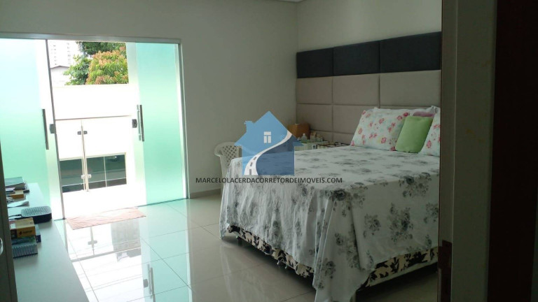 Imagem Casa com 6 Quartos à Venda, 300 m² em Adrianópolis - Manaus Imagem Casa com 6 Quartos à Venda, 300 m² em Adrianópolis - Manaus