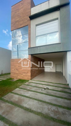 Imagem Casa com 3 Quartos à Venda, 190 m² em Fraron - Pato Branco Imagem Casa com 3 Quartos à Venda, 190 m² em Fraron - Pato Branco