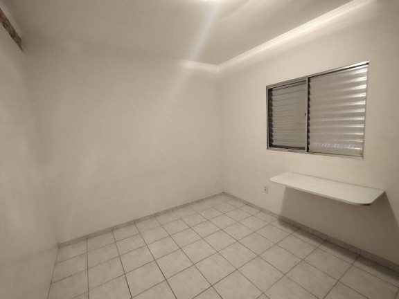 Imagem Sobrado com 4 Quartos à Venda, 132 m² em Conjunto Habitacional Barreira Grande - São Paulo