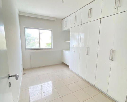 Imagem Casa com 4 Quartos à Venda, 220 m² em Buraquinho - Lauro De Freitas