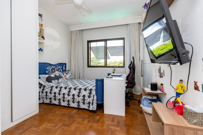 Imagem Apartamento com 3 Quartos à Venda, 187 m² em Campo Belo - São Paulo