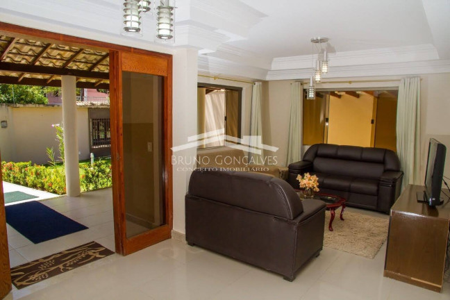 Imagem Casa com 4 Quartos à Venda, em Porto Seguro Imagem Casa com 4 Quartos à Venda, em Porto Seguro