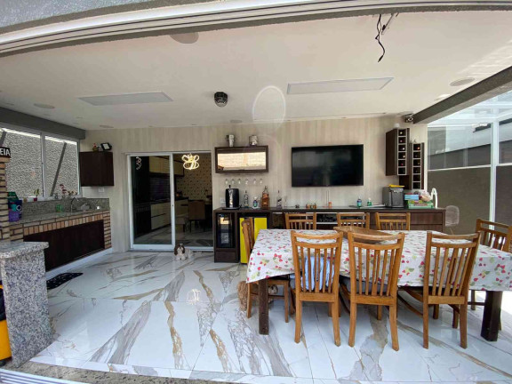 Imagem Casa com 4 Quartos à Venda, 300 m² em Brisas - Mogi Das Cruzes Imagem Casa com 4 Quartos à Venda, 300 m² em Brisas - Mogi Das Cruzes