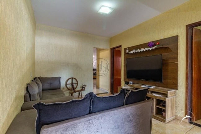 Imagem Casa com 5 Quartos à Venda, 265 m² em Samambaia Norte (samambaia) - Brasília Imagem Casa com 5 Quartos à Venda, 265 m² em Samambaia Norte (samambaia) - Brasília