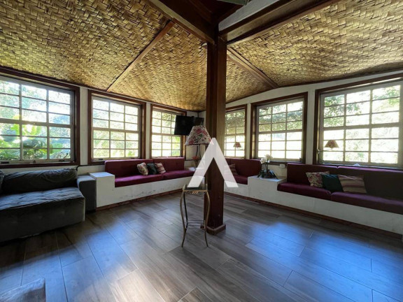 Imagem Casa com 10 Quartos à Venda, 327 m² em Albuquerque - Teresópolis Imagem Casa com 10 Quartos à Venda, 327 m² em Albuquerque - Teresópolis