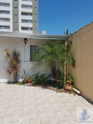 Sobrado com 3 Quartos à Venda,  em Mirim - Praia Grande
