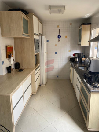 Imagem Sobrado com 2 Quartos à Venda, 120 m² em Bairro Alto - Curitiba Imagem Sobrado com 2 Quartos à Venda, 120 m² em Bairro Alto - Curitiba