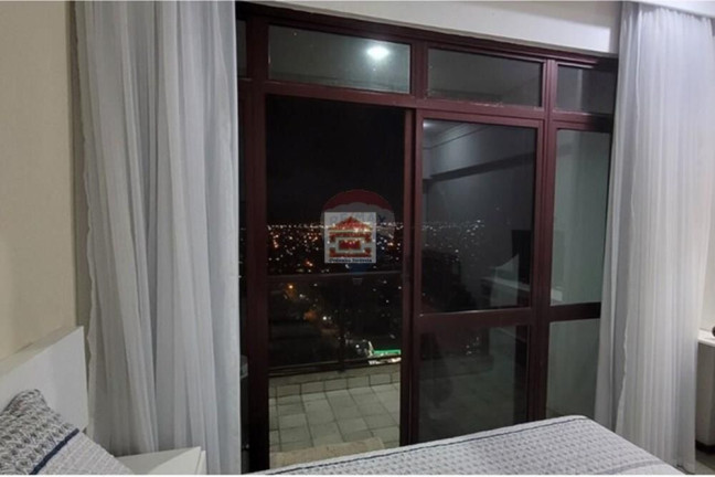 Imagem Apartamento com 1 Quarto à Venda, 35 m² Imagem Apartamento com 1 Quarto à Venda, 35 m²