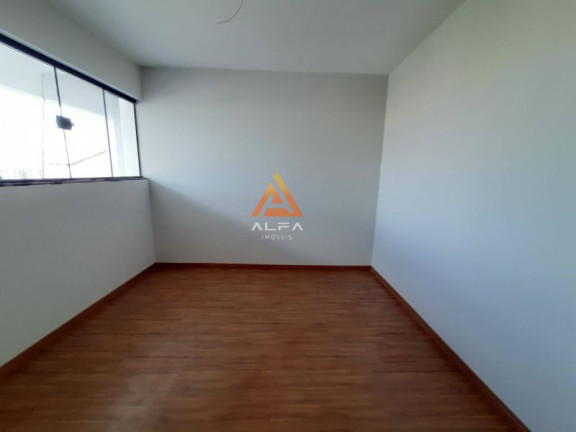 Imagem Casa com 3 Quartos à Venda, 205 m² Imagem Casa com 3 Quartos à Venda, 205 m²