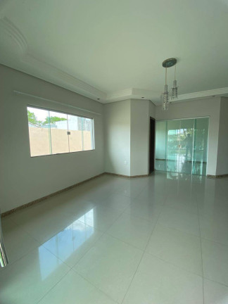 Imagem Casa com 5 Quartos para Alugar, em Outeiro Da Glória - Porto Seguro Imagem Casa com 5 Quartos para Alugar, em Outeiro Da Glória - Porto Seguro