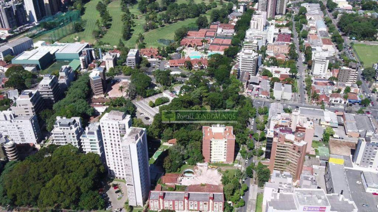 Imagem Apartamento com 3 Quartos à Venda, 228 m² em Cabral - Curitiba