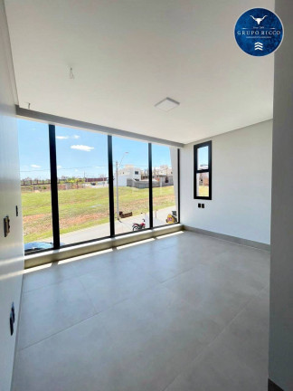 Imagem Casa de Condomínio com 3 Quartos à Venda, 219 m² em Jardins Capri - Senador Canedo Imagem Casa de Condomínio com 3 Quartos à Venda, 219 m² em Jardins Capri - Senador Canedo